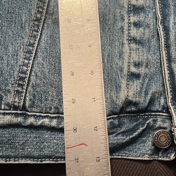 Mid weight denim Varsity jacket - ends a bit below the waist! - Picture 7 of 10